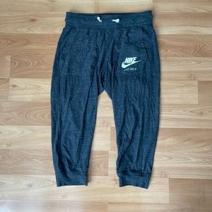 Nike Just do it Joggers (cropped)